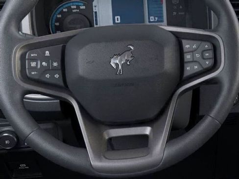 New 2025 Ford Bronco Badlands image 35