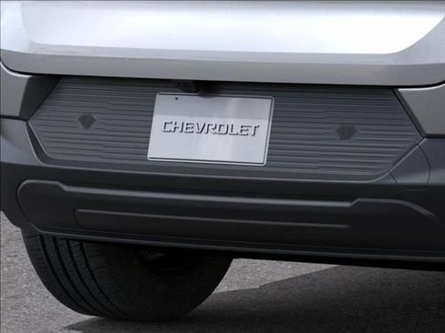 New 2026 Chevrolet Equinox EV LT FWD image 14