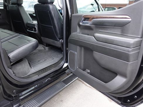 Used 2024 GMC Sierra 1500 Elevation image 32