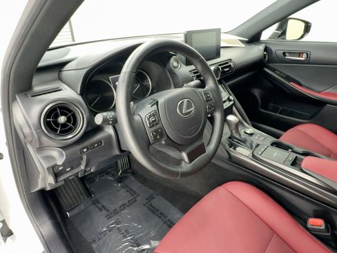 Certified 2025 Lexus IS 300 w/ Premium Package image 4