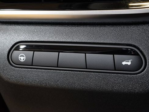 New 2027 INFINITI QX60 Luxe w/ Family Package AWD/4WD image 18