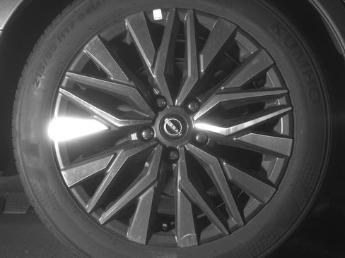 Used 2025 Nissan Altima 2.5 SV image 15