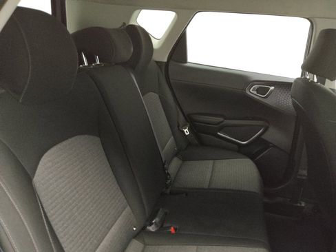 Used 2020 Kia Soul S FWD image 19