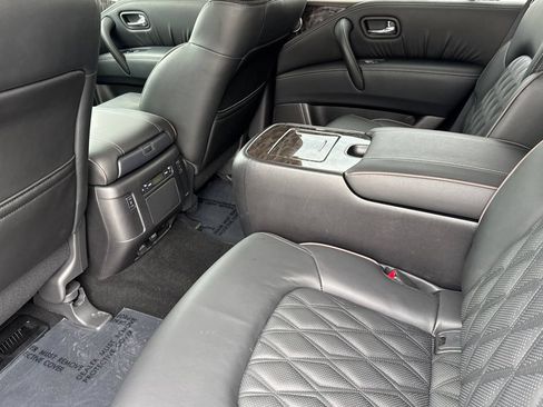Used 2024 Nissan Armada Platinum w/ Captain's Chairs Package AWD/4WD image 11