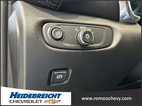 Used 2021 Chevrolet Blazer LT AWD/4WD image 29