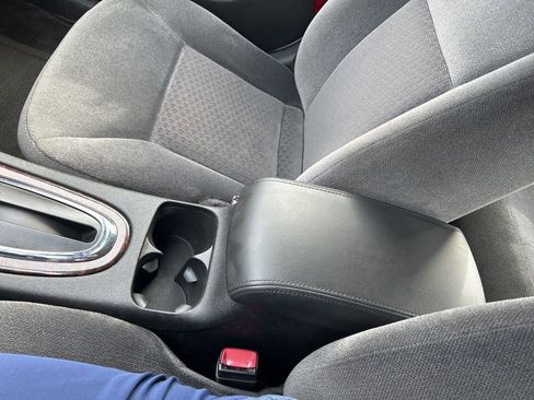 Used 2015 Chevrolet Impala LT w/ LT Sunroof Package image 17