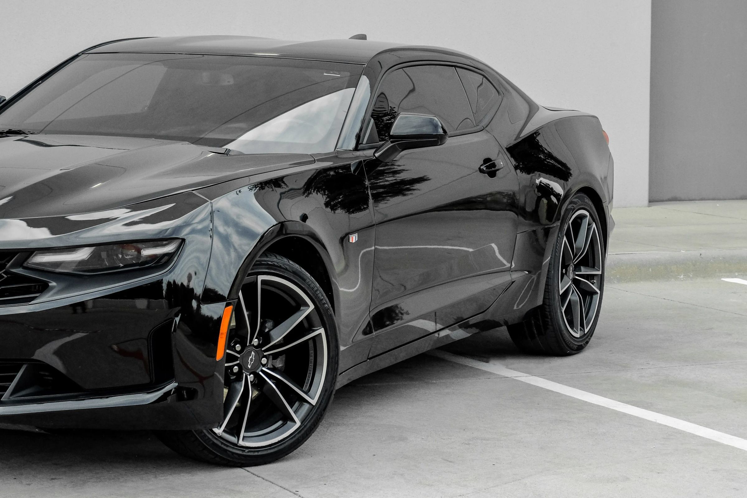 Used 2019 Chevrolet Camaro LT RWD image 15