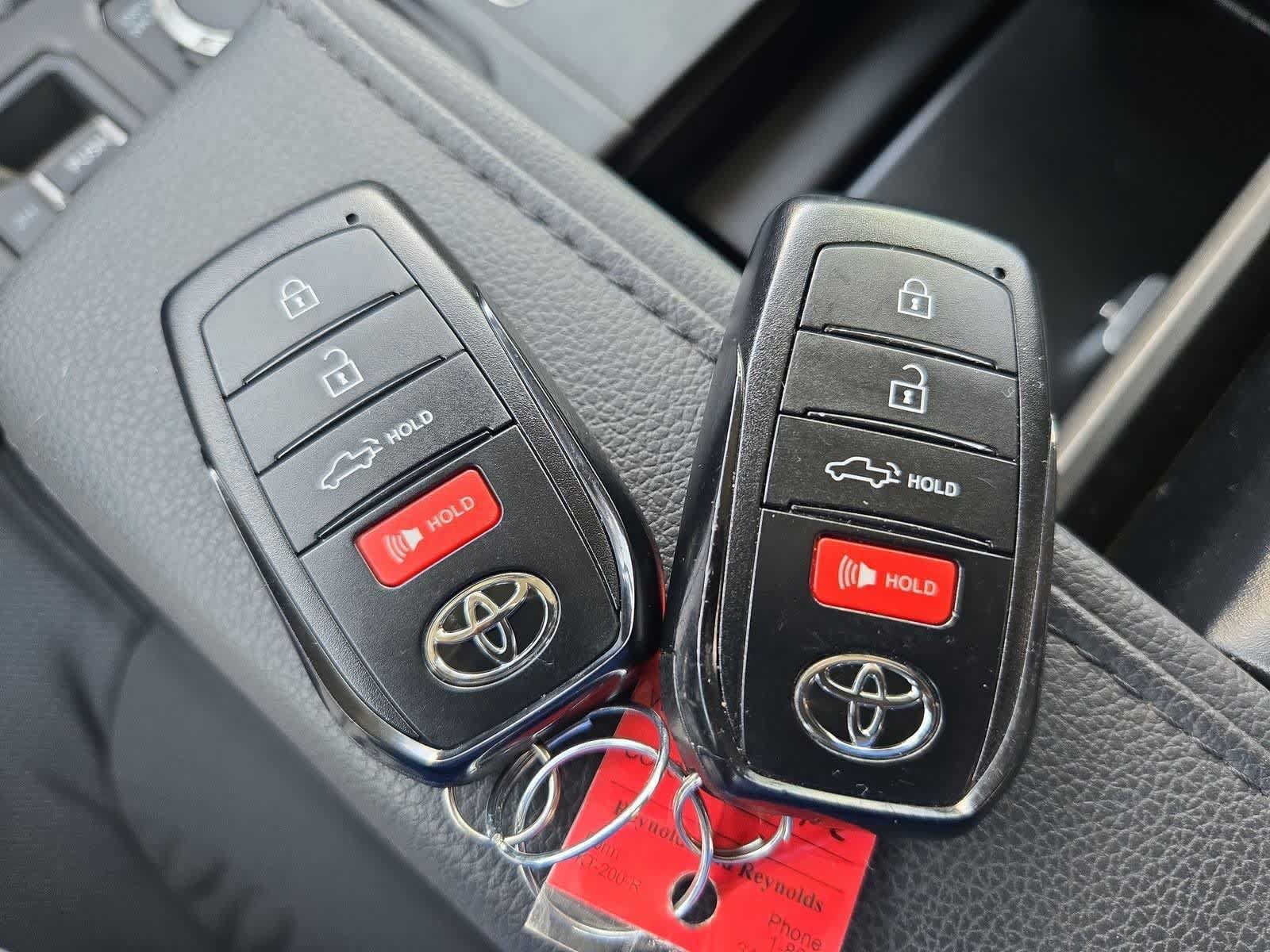 Used 2024 Toyota Tundra SR5 AWD/4WD image 31