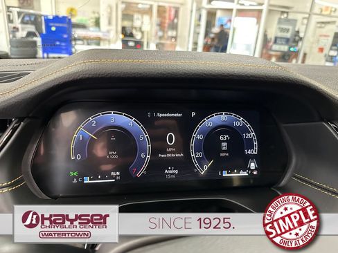New 2026 Jeep Grand Cherokee Limited AWD/4WD image 18