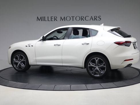 Certified 2022 Maserati Levante GT image 3