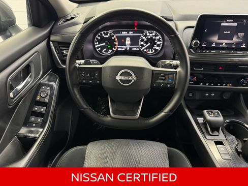 Certified 2025 Nissan Rogue SV AWD/4WD image 17