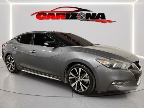 Used 2018 Nissan Maxima Platinum image 2
