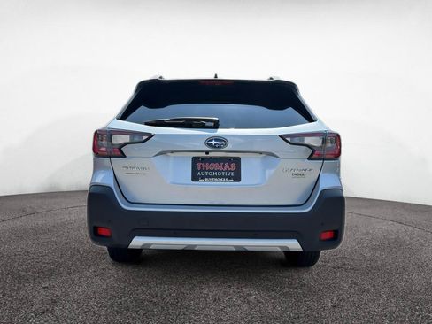 Certified 2025 Subaru Outback Limited AWD/4WD image 6