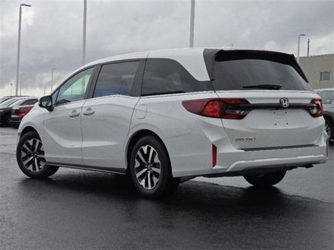 New 2026 Honda Odyssey EX-L image 8