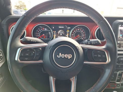 Used 2018 Jeep Wrangler Unlimited Rubicon image 15