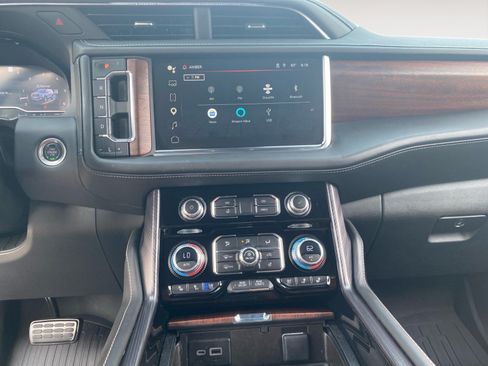 Used 2023 GMC Yukon XL Denali Ultimate w/ LPO, Floor Liner Package AWD/4WD image 13