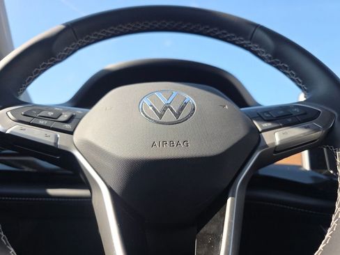 New 2024 Volkswagen Atlas SE AWD/4WD image 14