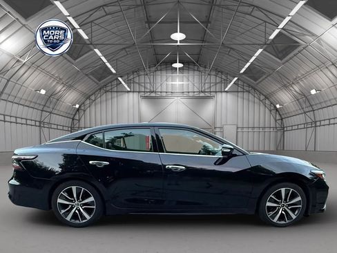 Used 2020 Nissan Maxima 3.5 SV w/ Floor Mat Group FWD image 8
