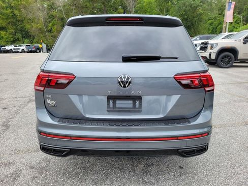 Used 2023 Volkswagen Tiguan SE R-Line FWD image 8