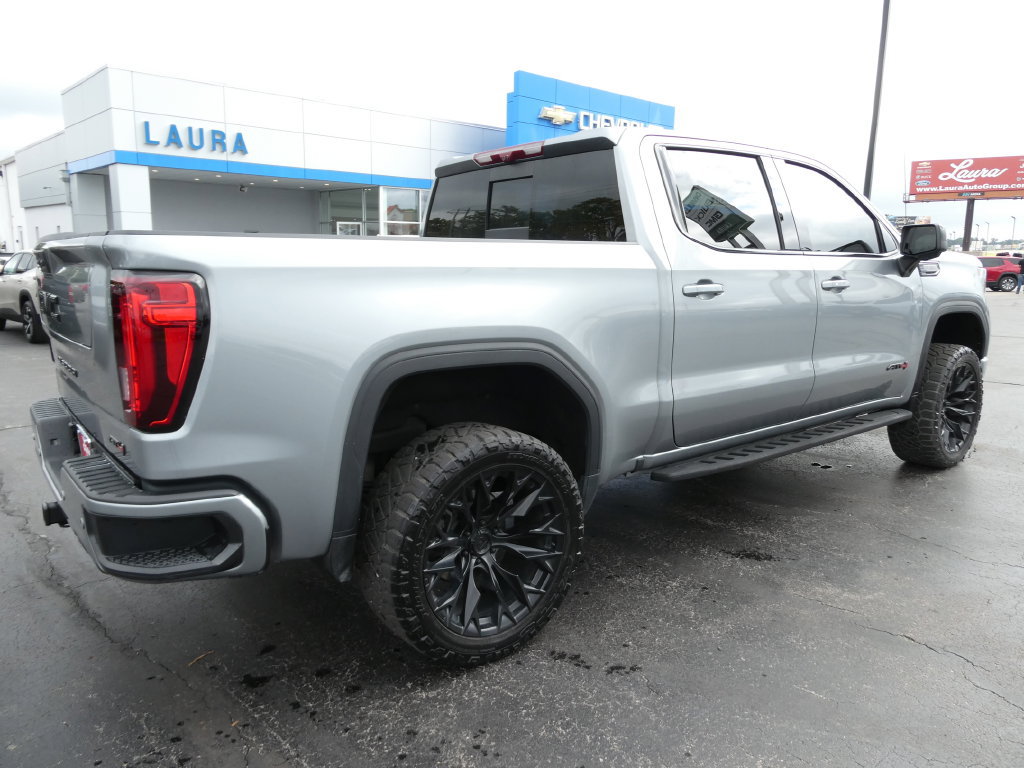 Used 2025 GMC Sierra 1500 AT4 w/ AT4 Premium Package AWD/4WD image 4