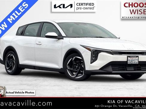Certified 2025 Kia K4 EX image 1