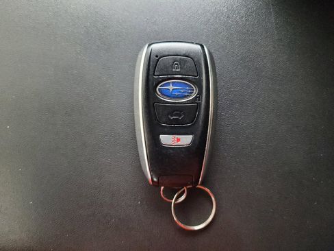 Used 2018 Subaru Outback 2.5i Limited AWD/4WD image 32