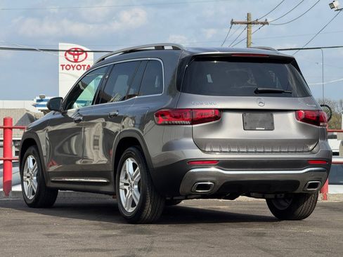 Used 2021 Mercedes-Benz GLB 250 4MATIC image 7