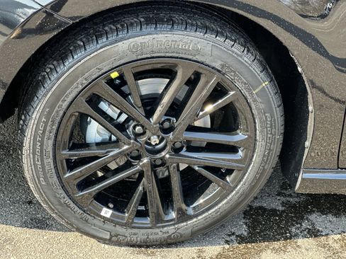 New 2026 Toyota Camry SE image 10