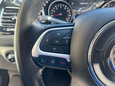 Used 2020 Jeep Compass Limited FWD image 15