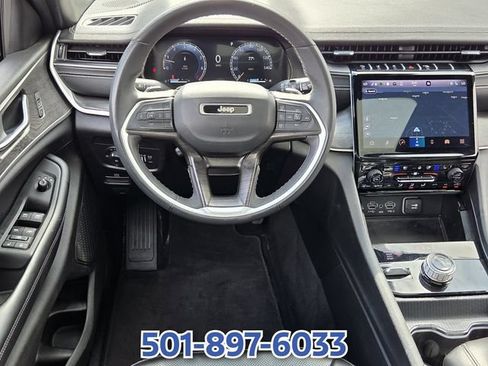 Used 2024 Jeep Grand Cherokee L Limited w/ Luxury Tech Group II AWD/4WD image 11