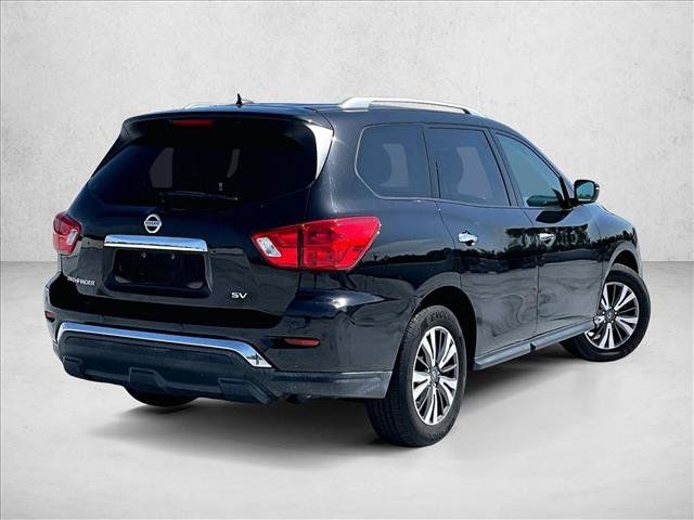 Used 2017 Nissan Pathfinder SV FWD image 2
