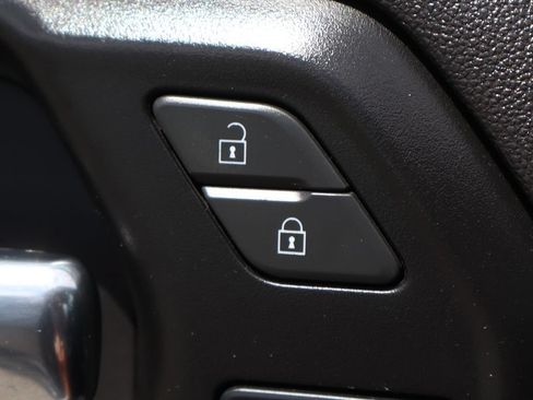Used 2022 GMC Sierra 3500 Denali AWD/4WD image 20