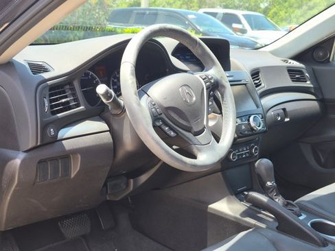 Used 2016 Acura ILX FWD image 2