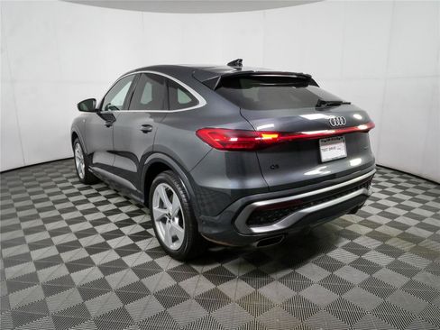 Used 2025 Audi Q5 Prestige w/ 20" Wheel Package AWD/4WD image 30