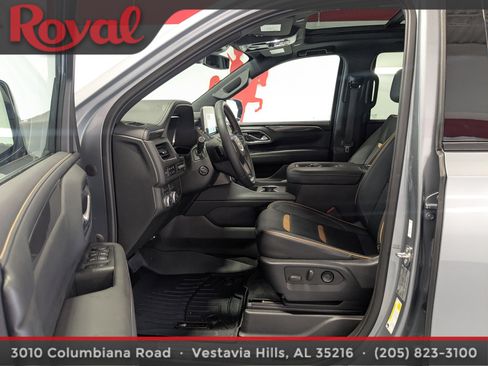 Used 2023 GMC Yukon AT4 w/ Technology Package AWD/4WD image 20