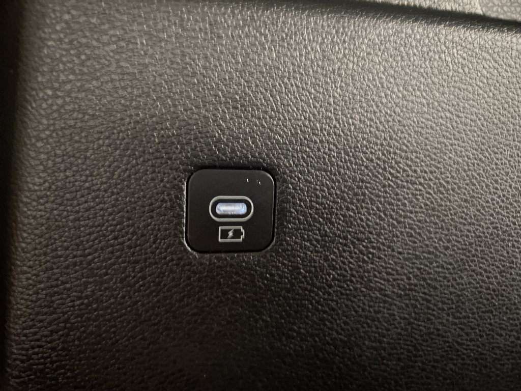 Used 2025 Kia Telluride S FWD image 41