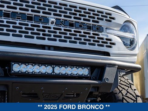 New 2025 Ford Bronco Badlands AWD/4WD image 15