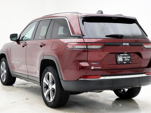 Used 2023 Jeep Grand Cherokee 4WD 4xe w/ Luxury Tech Group II image 6