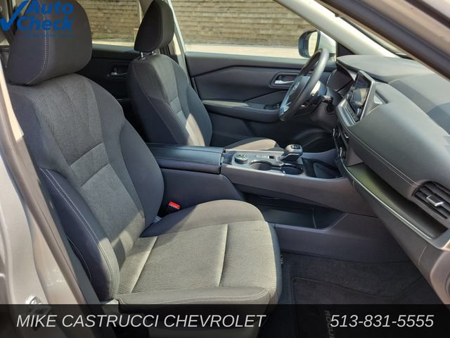 Used 2024 Nissan Rogue SV AWD/4WD image 22