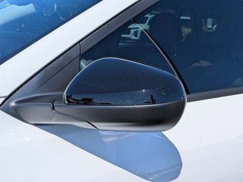 Used 2025 Chevrolet Trax ACTIV w/ Driver Confidence Package image 29