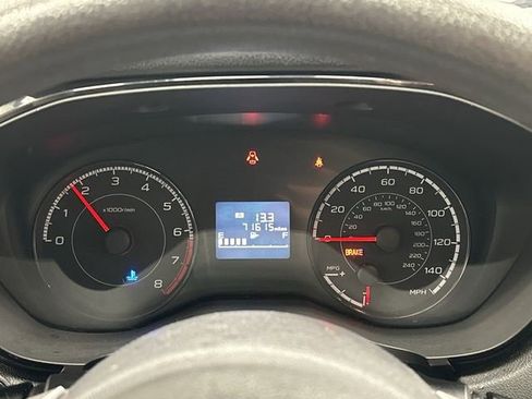 Used 2021 Subaru Crosstrek 2.0i image 6