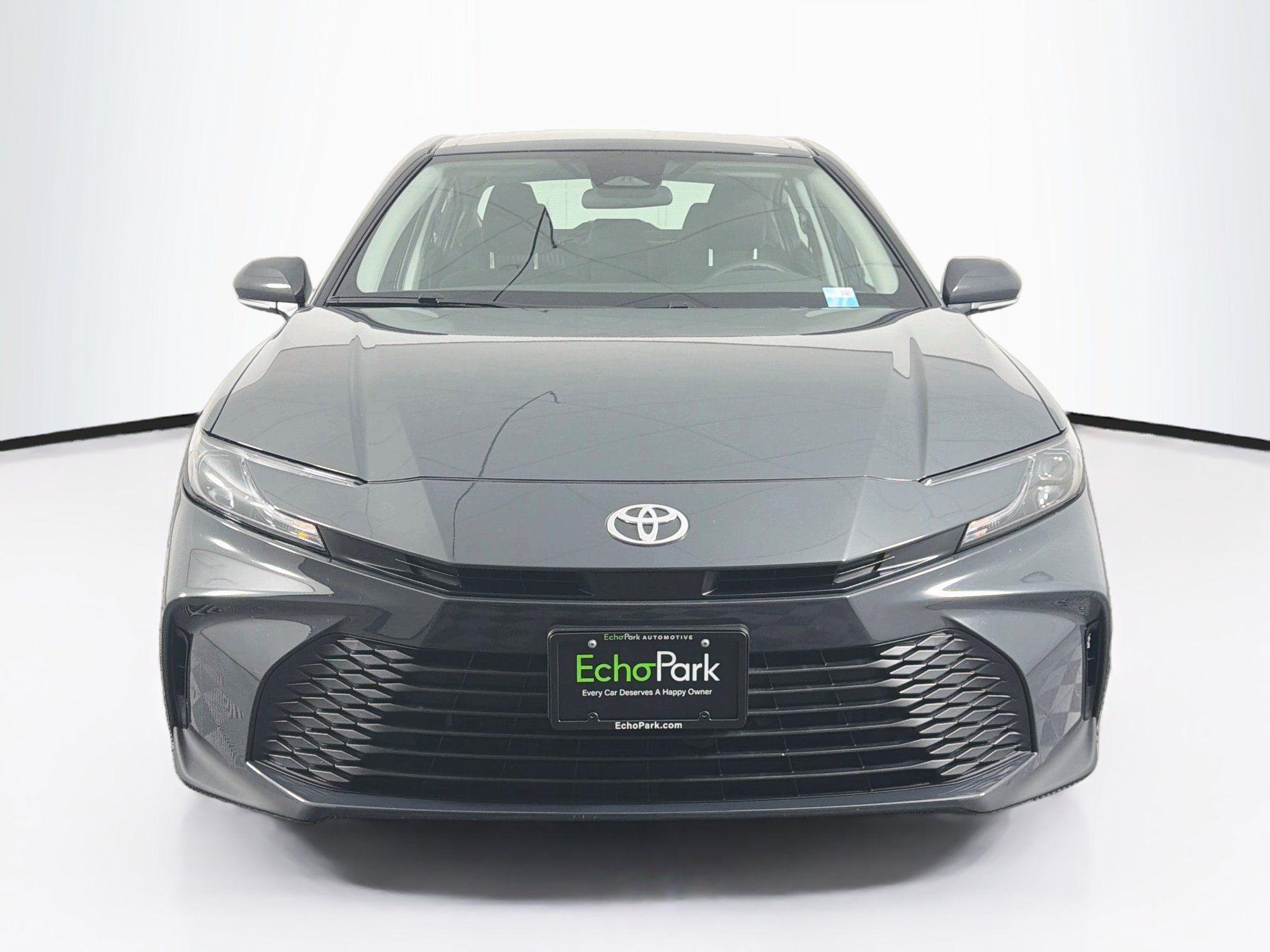 Used 2025 Toyota Camry LE FWD image 2