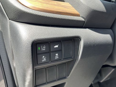 Used 2022 Honda CR-V Touring image 20