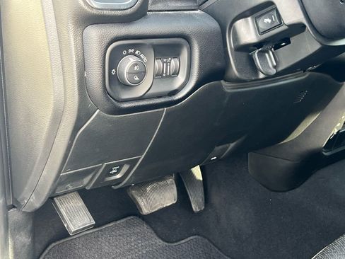Used 2024 RAM 2500 Laramie AWD/4WD image 29