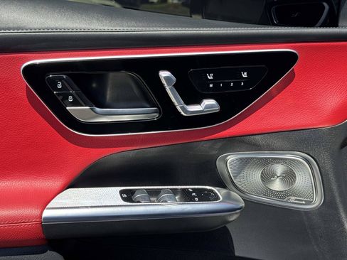 Used 2026 Mercedes-Benz GLC 300 image 20