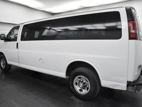 Used 2018 Chevrolet Express 3500 LT w/ LT Preferred Equipment Group image 6