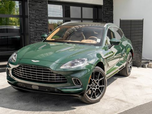 Used 2021 Aston Martin DBX AWD/4WD image 4