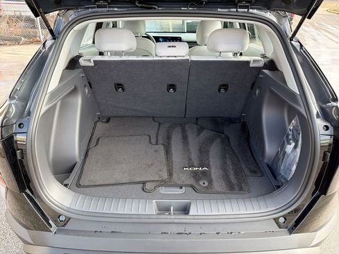 Used 2026 Hyundai Kona SE image 21