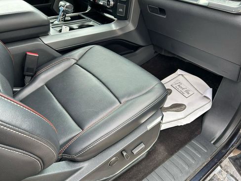 Used 2021 Ford F150 Lariat image 12