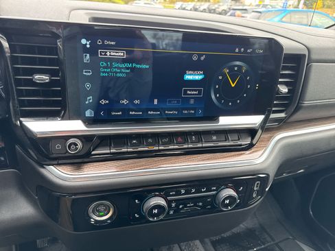 Used 2022 Chevrolet Silverado 1500 LT w/ Protection Package image 24